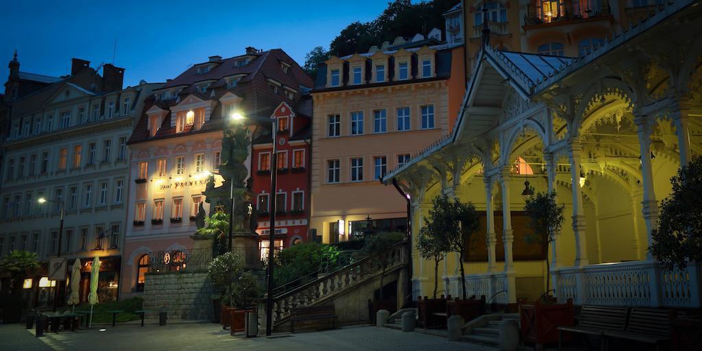 Promenada Romantic Hotel カルロヴィ・ヴァリ エクステリア 写真